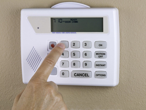 Give headache to burglars with Security alarm systems at home or office