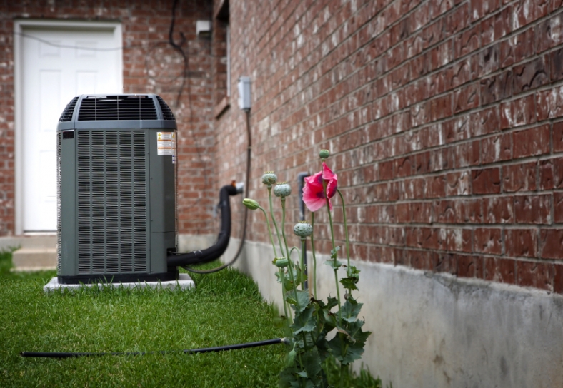 Stay Cool with Central Air Conditioning vs. Air Conditioning Units: Which To Choose?